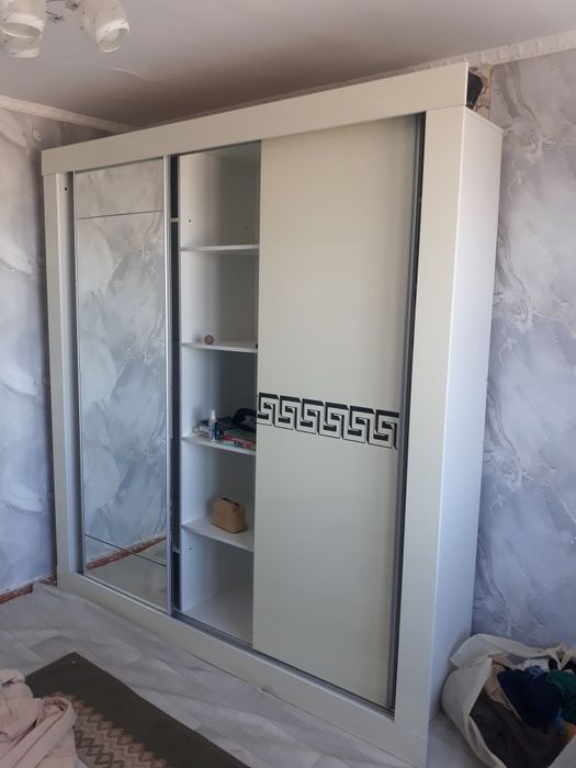 Мебельный шкаф  п