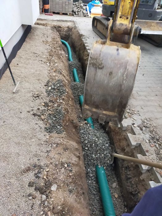 Transport basculabil inchiriez utilaje