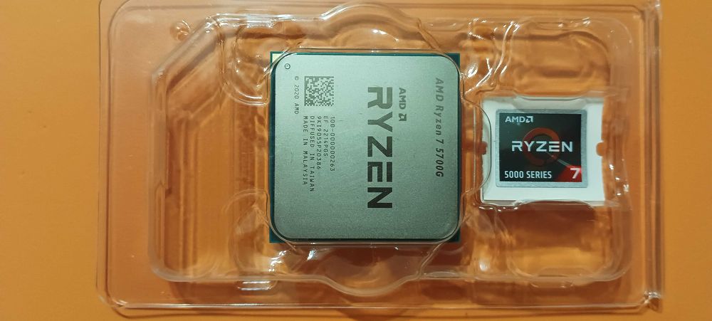 CPU AMD Ryzen 7 5700G + 16GB(2x8GB) DDR4 2666MHz Kingston FURY Beast