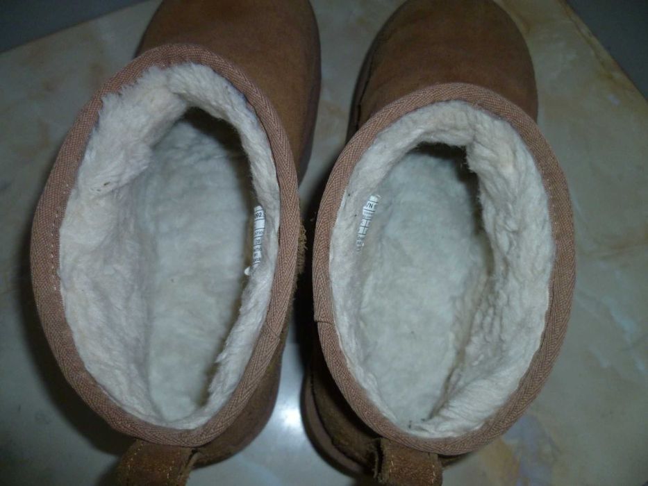 UGG оригинални ботуши №42