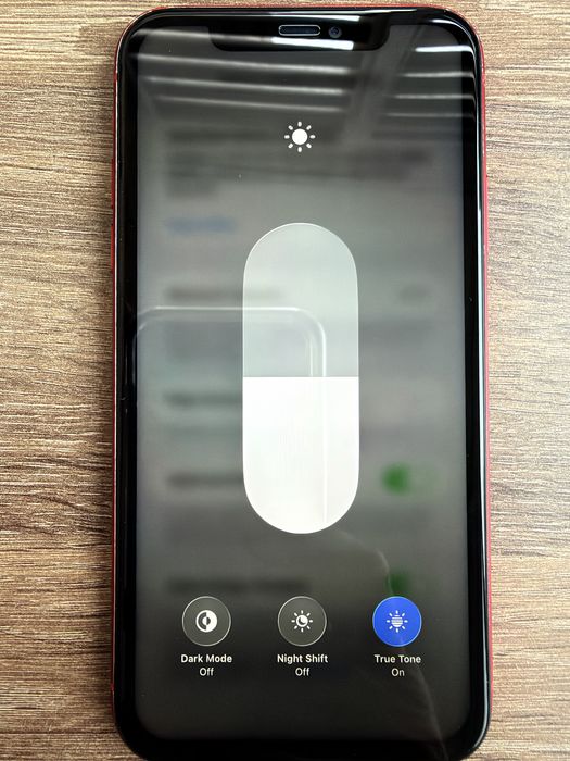 Iphone 11 64GB rosu