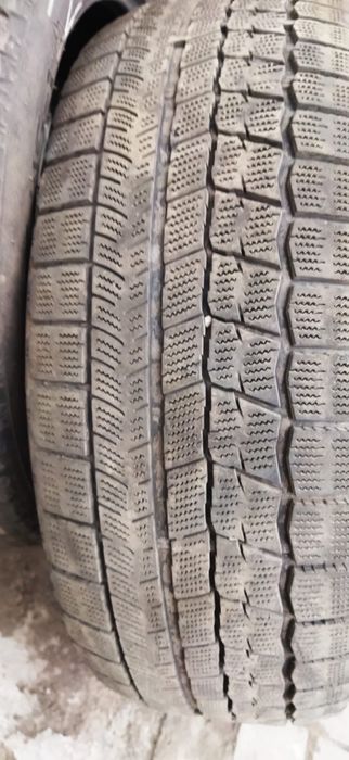 Резина зимняя 225/60/17