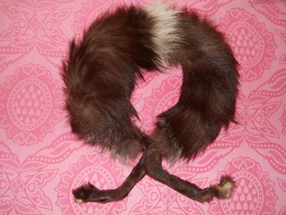 Guler din blana naturala de vulpe polara