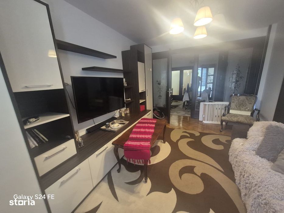 Apartament modern cu 3 camere de închiriat – Zona Mihai Eminescu