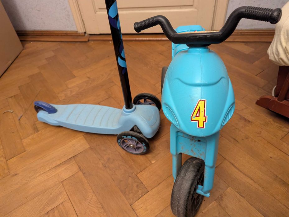 Trotinetă + Bicicletă copii 2 în 1 – distracția garantată afară!