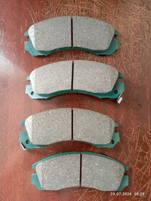 Продам тормозные колодки Gbrake