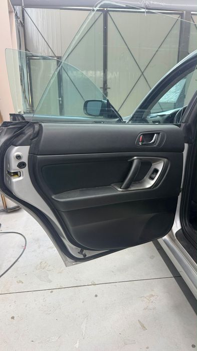 Subaru Legacy 2.0 бензин, автоматик, комби – 1 950 €