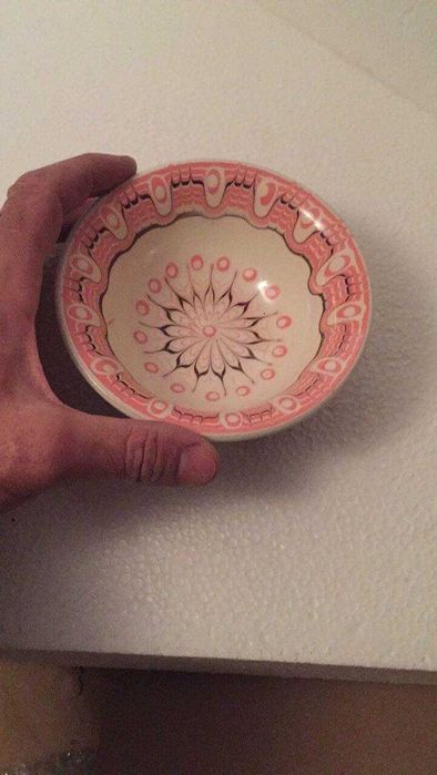 Кашпи за цветя на едро и дребно кашпи 1.9 лв керамика печени на 1000°C