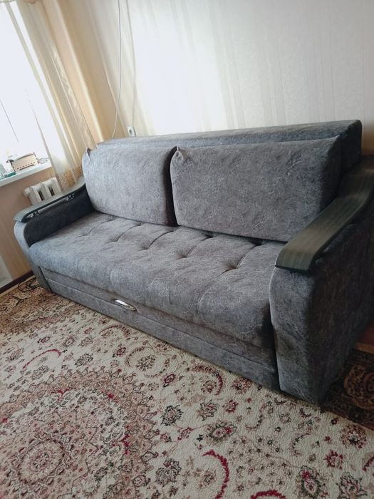 Продам диван б/у