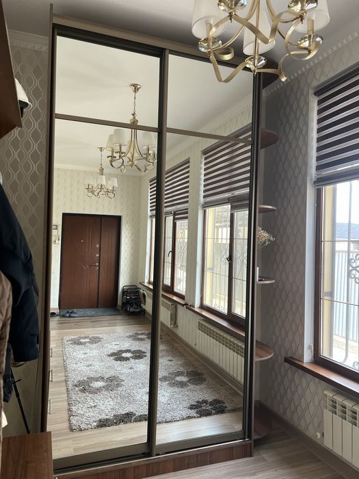 Прихожая продается