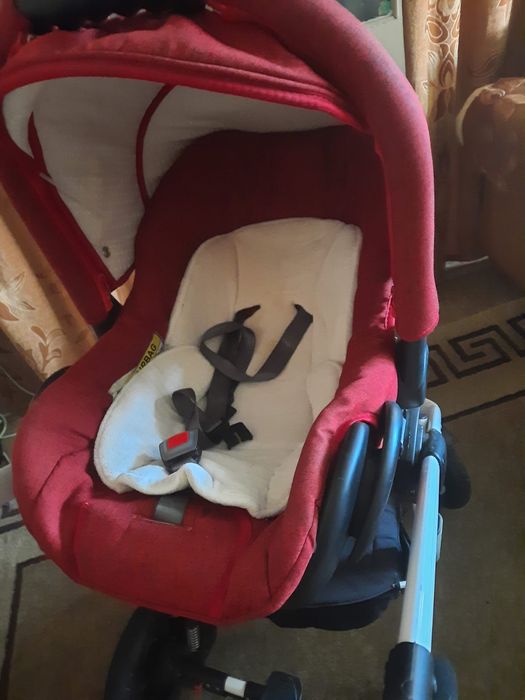 Продам коляску 3в1