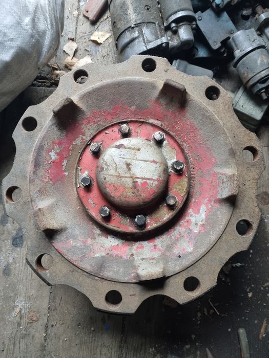 Ступица Mercedes Benz.