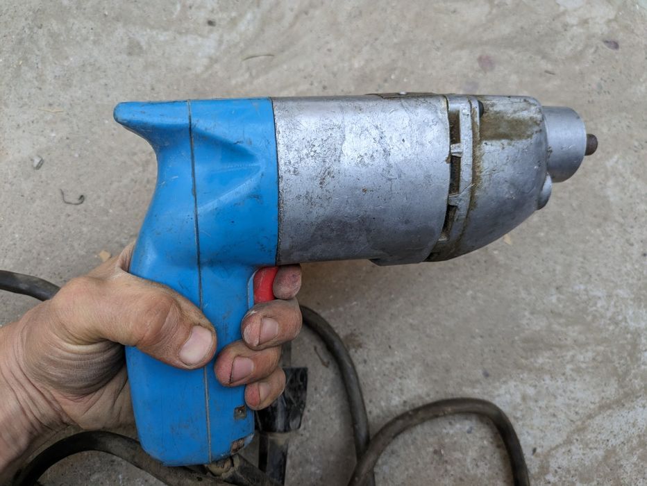 Электродрель ИЭ 1026А. 3~фазная 36В, 200Гц, 285Вт