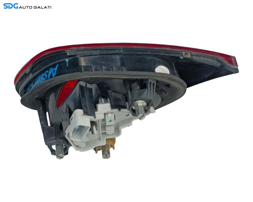 Stop Lampa Tripla Stanga de pe Haion Capota Portbagaj Volkswagen Passat CC 2008 - 2012 Cod 3C8945093E [LR6377]