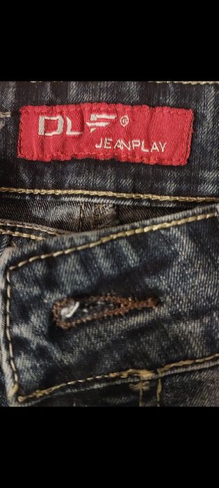 Джинсы на девушку