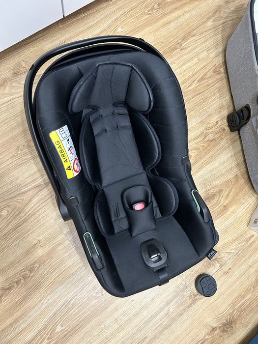 Коляска Anex IQ с люлькой и автолюлькой