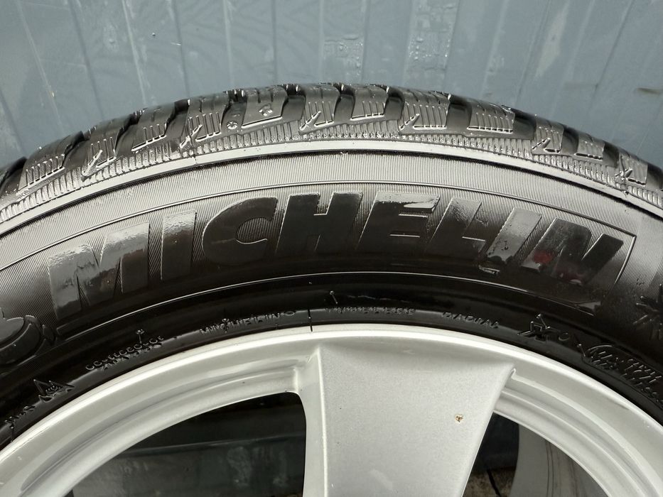Bmw michelin 225/55/17 Дот 21г оригинални 550лв