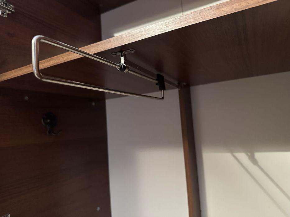 Шкаф для прихожей