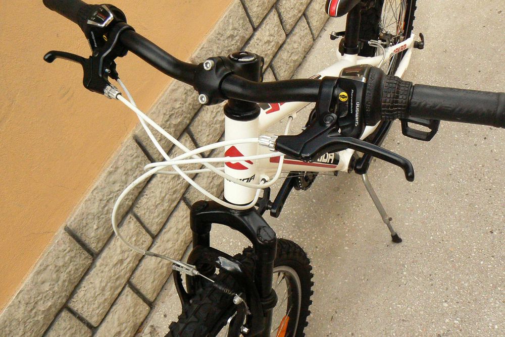 Bicicleta mountain bike de copii Merida 24