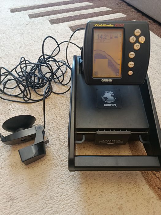 Sonar Garmin Fishfinder 100