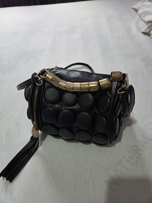 Черна дамска чанта