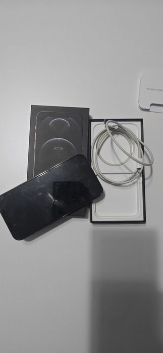 Vand iPhone 12 pro 128GB