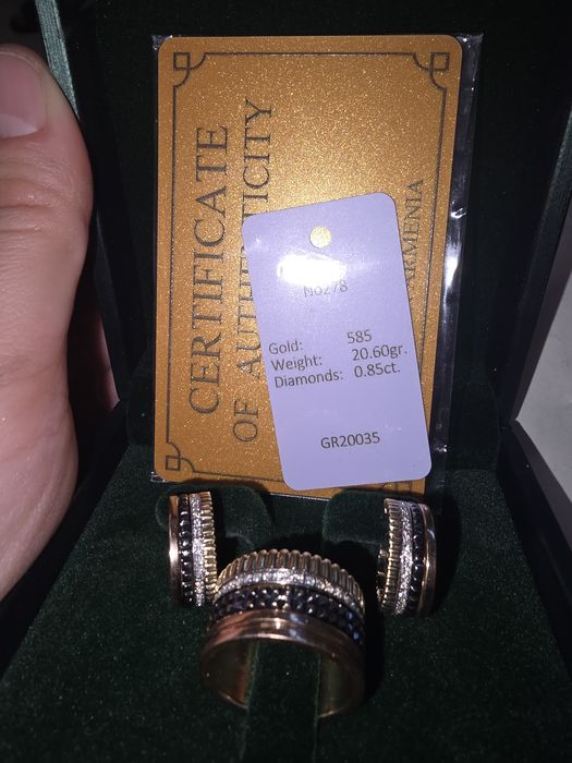 Комплект бренда Boucheron Paris