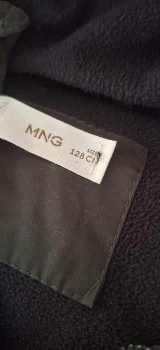 Яке, дънки, блузи 8-9 г - 120 лв