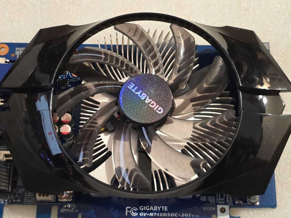 Placa video GIGABYTE GT 740 OC 2GB GDDR5 128bit (GV-N740D5OC-2GI) v2.0
