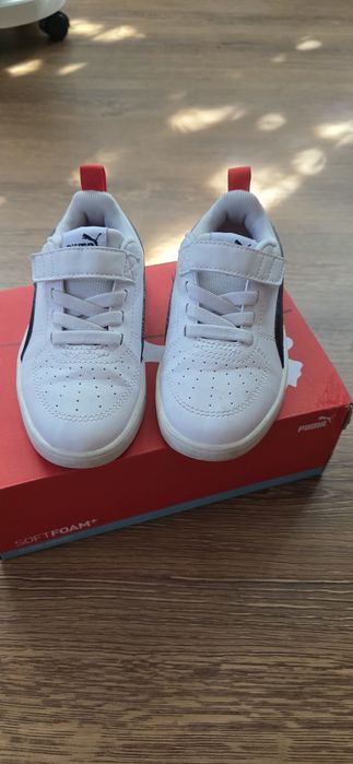Adidasi copii Puma 28,5