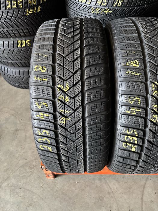 Anvelope Iarna 235/45/18 Pirelli SottoZero 3 235 45 18 R18