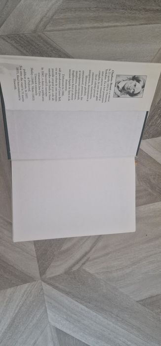 Jane  Eyre  - charlotte  Bronte