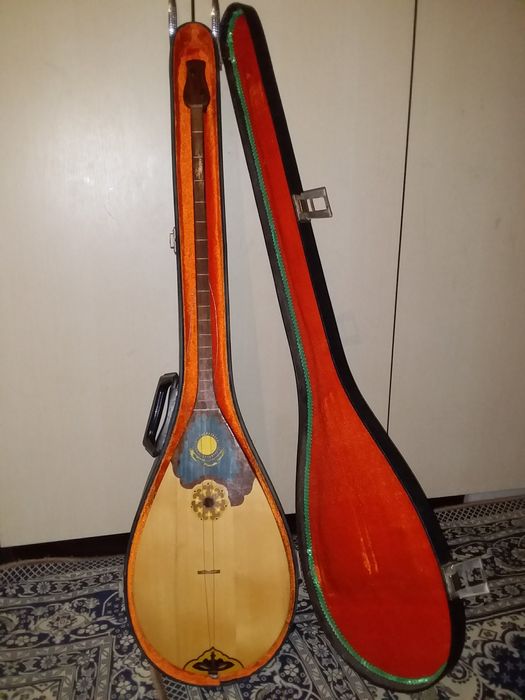 Асаба (Тамада) Домбырашы Беташар Құдалық