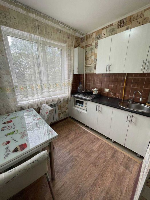 Продам 2-х квартиру на Спутнике.