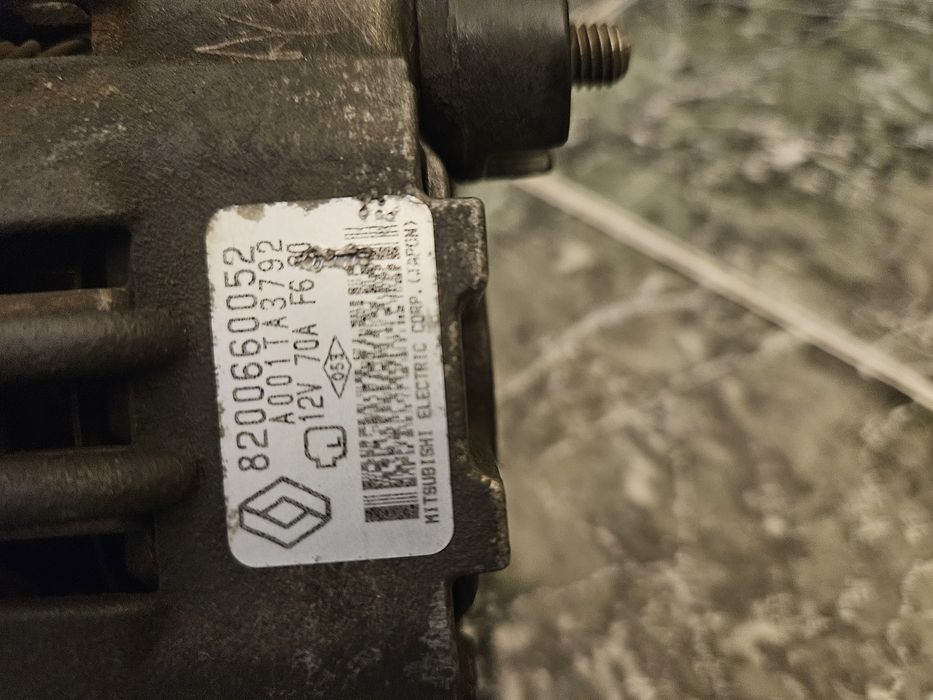 Алтернатор за Дачия Логан 1,4 бензин 2007г.