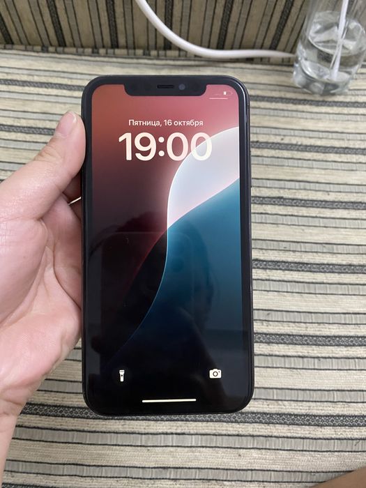 iPhone 11;64гб;76%