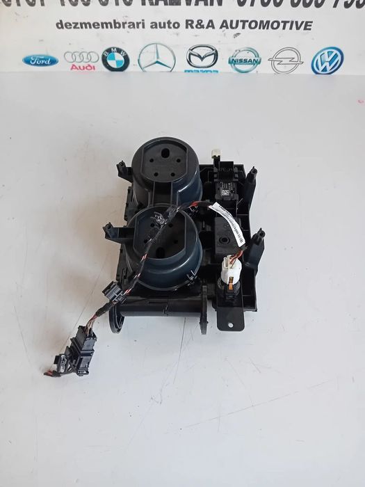 Buton Frana De Mana Suport Pahare Vw Passat B8 An 2014-2020 Volan Stanga Motor DFG Cutie UAX