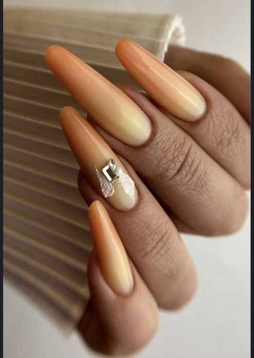 Ofer servichii de manichiura , pedichiura