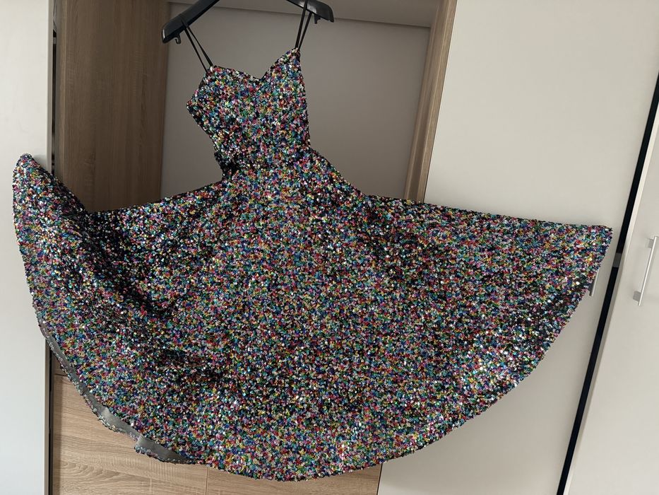 Rochie paiete multicolore facuta la comanda