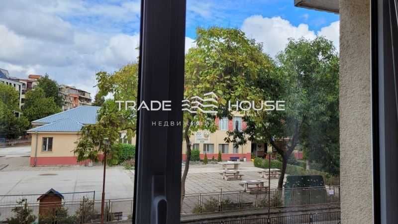 Дава се под наем Многостаен апартамент в Пловдив, Младежки Хълм - 140 кв.м за 860 € - Снимка #14