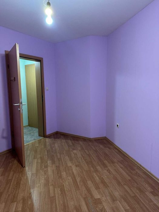 Дава се под наем Двустаен апартамент в Варна, Погреби - 50 кв.м за 328.95 € - Снимка #3