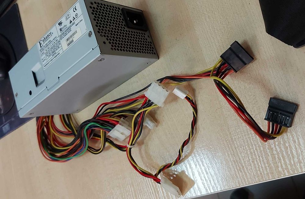 Блок питания формата TFX ENP-3330А 300 Вт