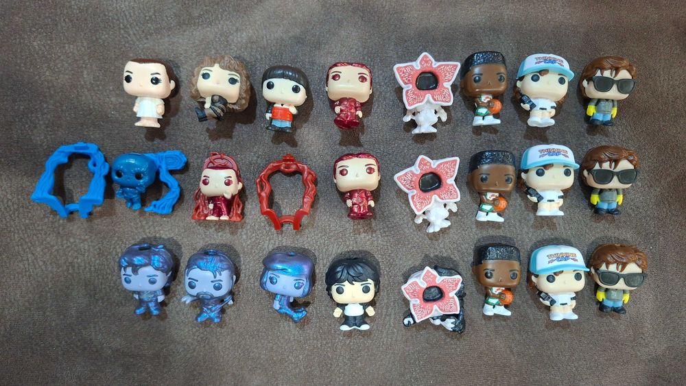 Фигурки Stranger things ( kinder joy ) - 2 €