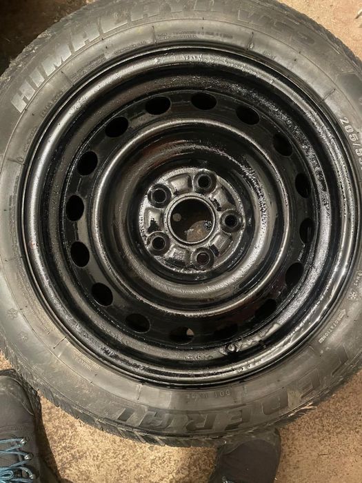 Шины с дисками  205/55R16