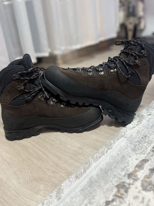 Vand Bocanci  LOWA GORETEX