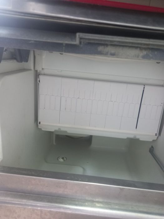 Masina de gheață cuburi