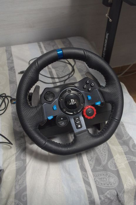 Волан Logitech G29 + скоростен лост