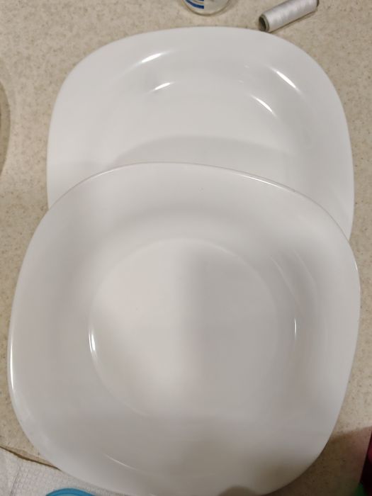 Блюда белые продам