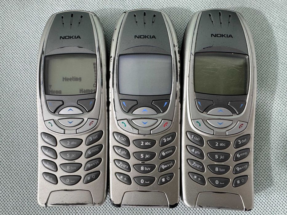 Телефон - Nokia 6310i / 3 бр
