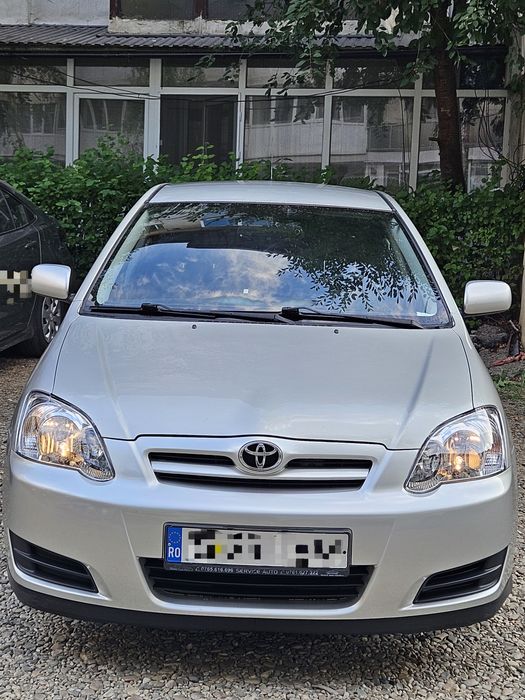 Vând Toyota Corolla e12 1.4 Diesel cu Android auto & Carplay wireless.